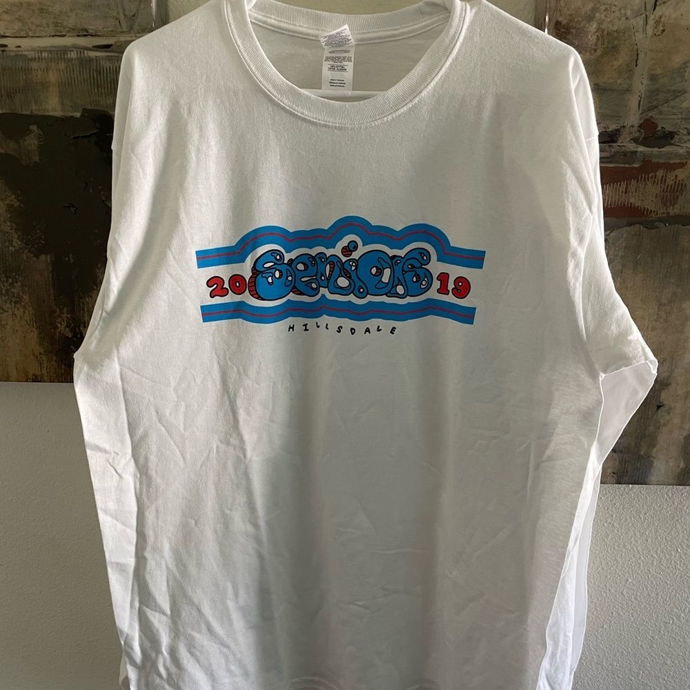 GILDAN SHIRT